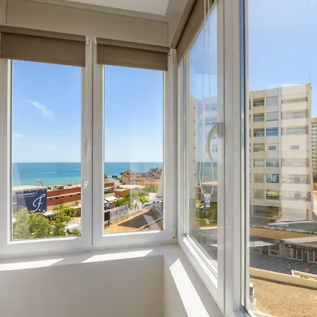 Blue Horizon Rocha *